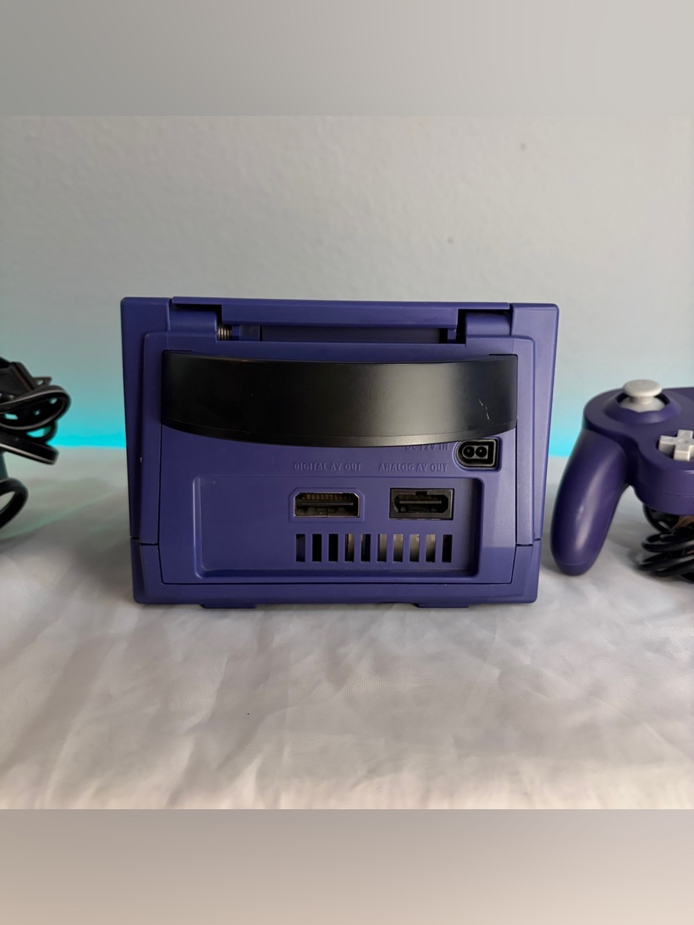 Nintendo GameCube Purple Console Bundle Controllers Power/AV Cables Tested Works - Picture 12 of 16